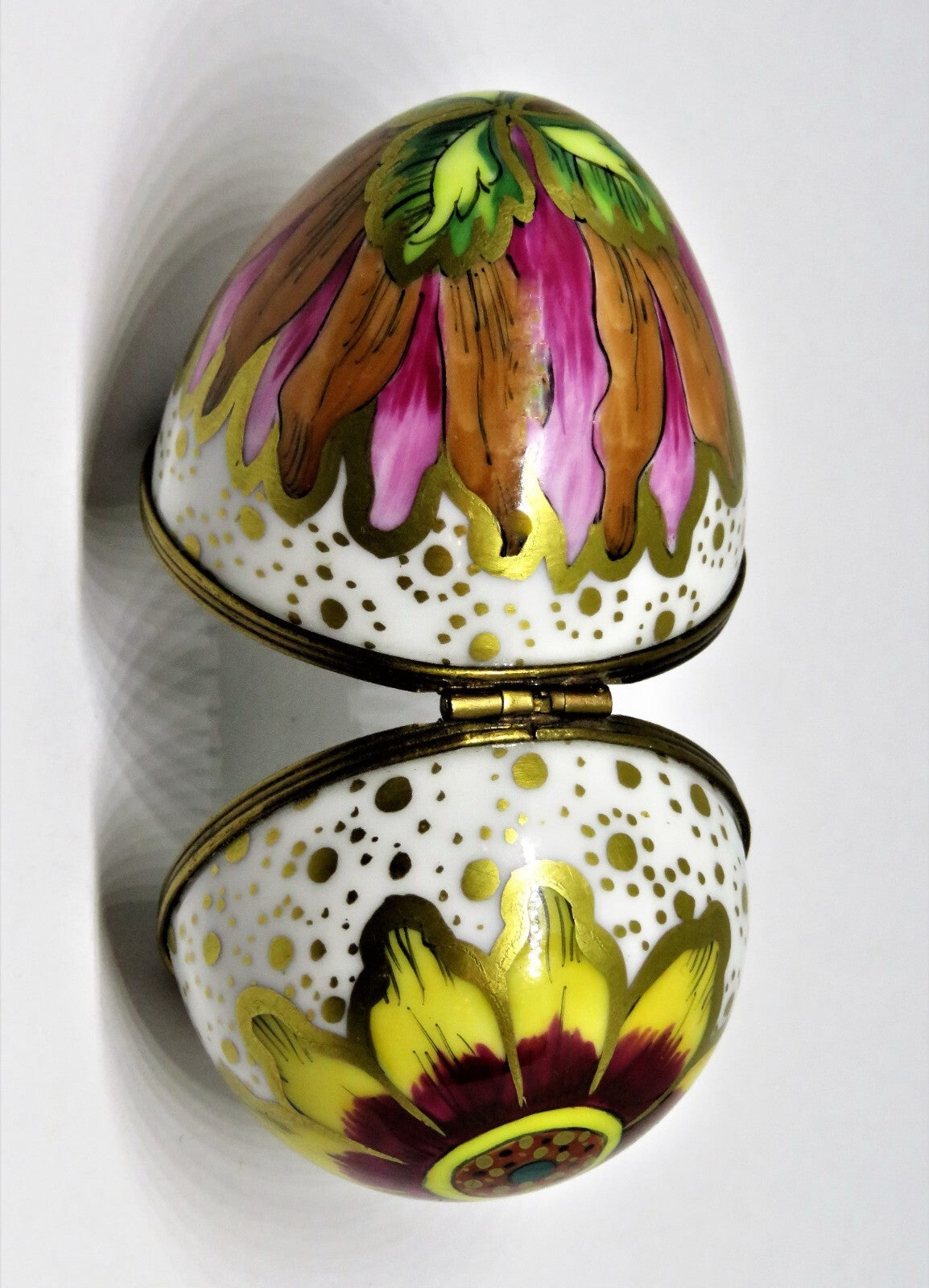LIMOGES FRANCE BOX - COLORFUL FLORAL EGG - FLOWERS & LEAVES - WATERCOLORS