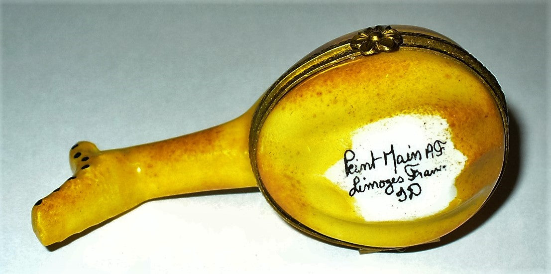 LIMOGES FRANCE BOX ~ MANDOLIN ~ LUTE ~ MUSICAL INSTRUMENT OF LOVE ~ PEINT MAIN