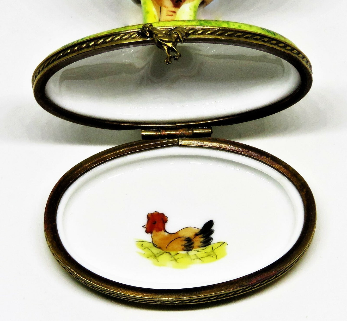 LIMOGES FRANCE BOX - LIMOGES IMPORTS - ROOSTER - CHICKEN ON NEST INSIDE - FOWL