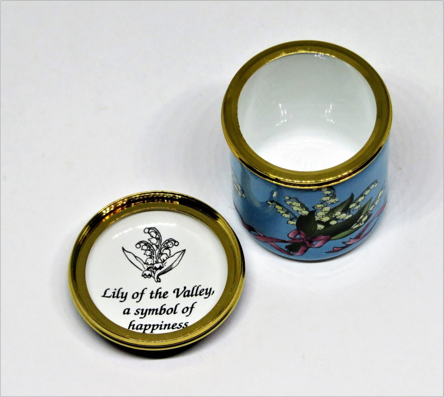 HALCYON DAYS ENAMEL BOX - BOUQUETS OF LILY OF THE VALLEY - FLOWERS - RIBBONS