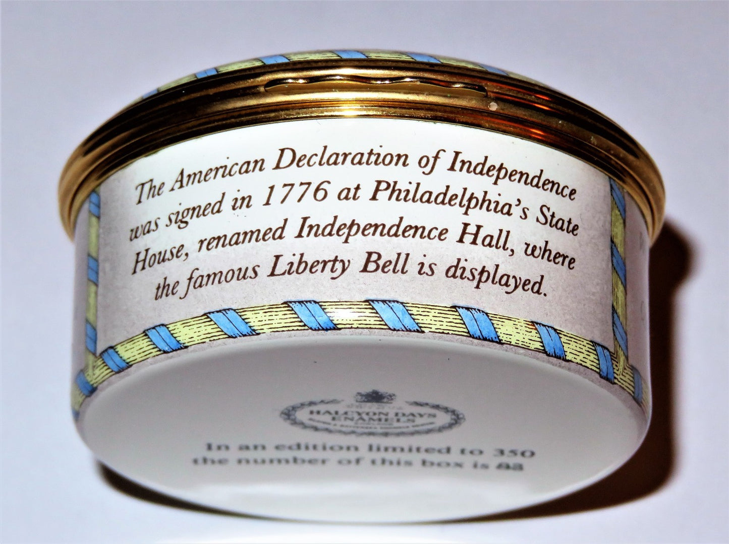 HALCYON DAYS ENAMEL BOX -STATE OF PENNSYLVANIA- INDEPENDENCE HALL - WILLIAM PENN
