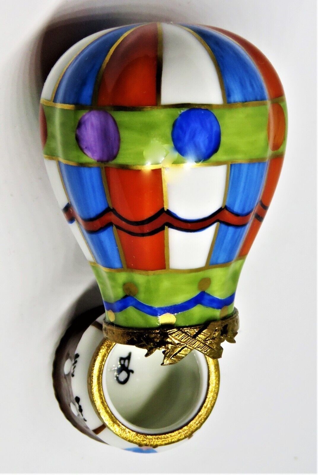 LIMOGES FRANCE BOX~ EXIMIOUS ~ COLORFUL HOT AIR BALLOON & SAND BAGS ~ PEINT MAIN