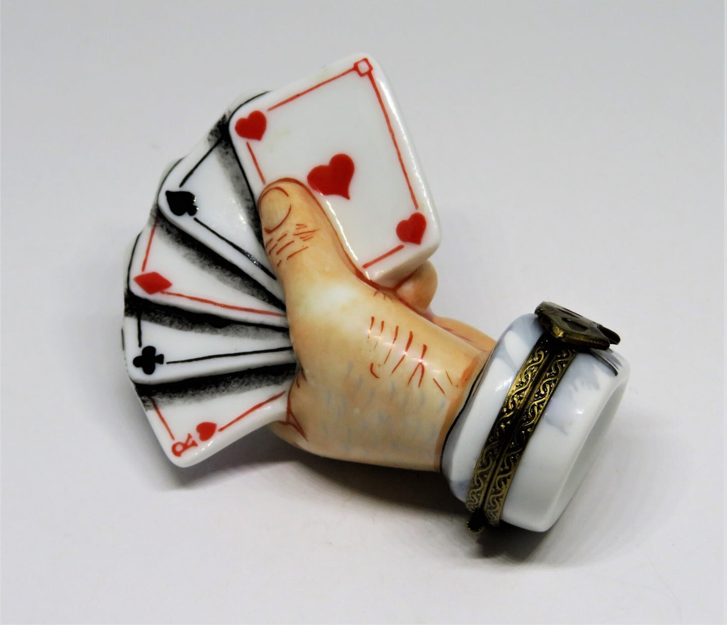 LIMOGES FRANCE BOX - ROCHARD  - SLEIGHT OF HAND - MALE HAND AND PLAYING CARDS