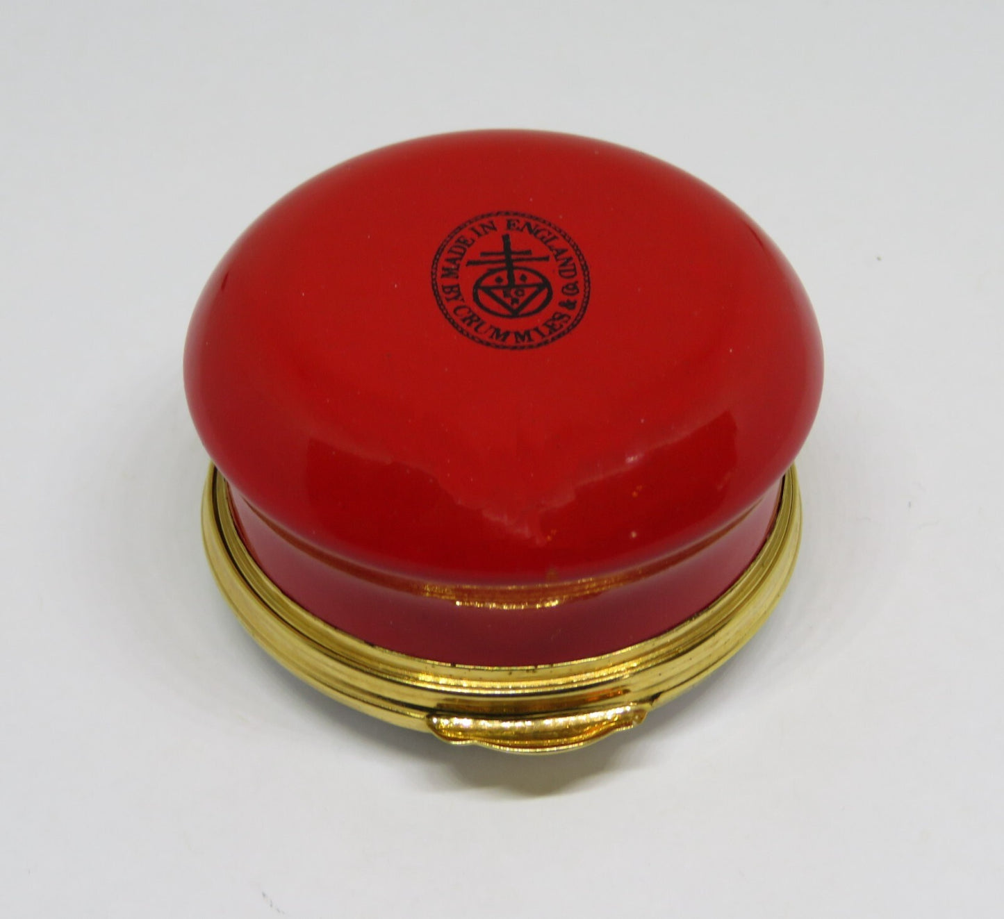 CRUMMLES ENGLISH ENAMEL BOX- ANNO DOMINI CHRISTMAS 1976 - ROBIN & HOLLY & CHURCH