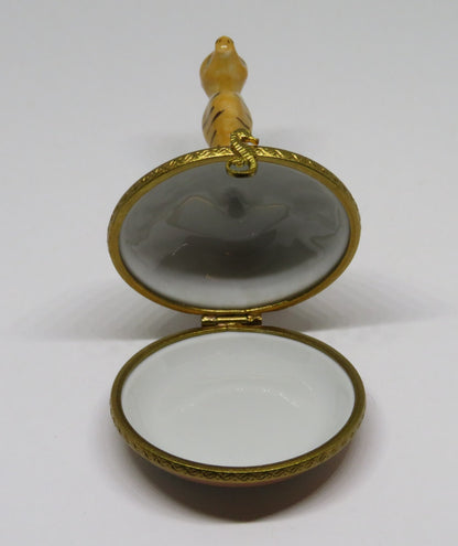 LIMOGES BOX - ROCHARD - SEAHORSE ON A SEASHELL - CLAM SHELL - SEAHORSE CLASP