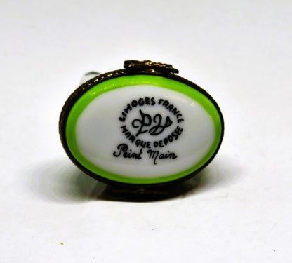 LIMOGES BOX ~ PARRY-VIEILLE ~ TINY DALMATIAN PUPPY ON THE GRASS ~ PEINT MAIN ~PV