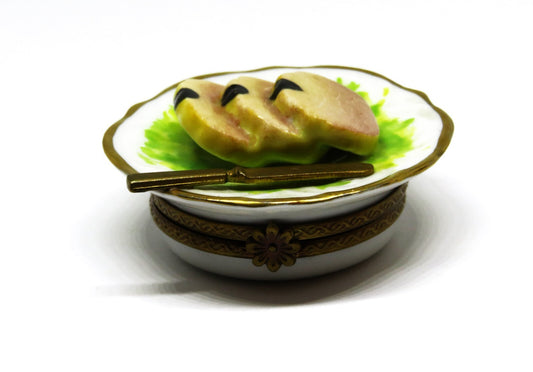LIMOGES BOX- PARRY-VIEILLE - PATÉ DE FOIS GRAS ON A PLATE & KNIFE - GOOSE INSIDE