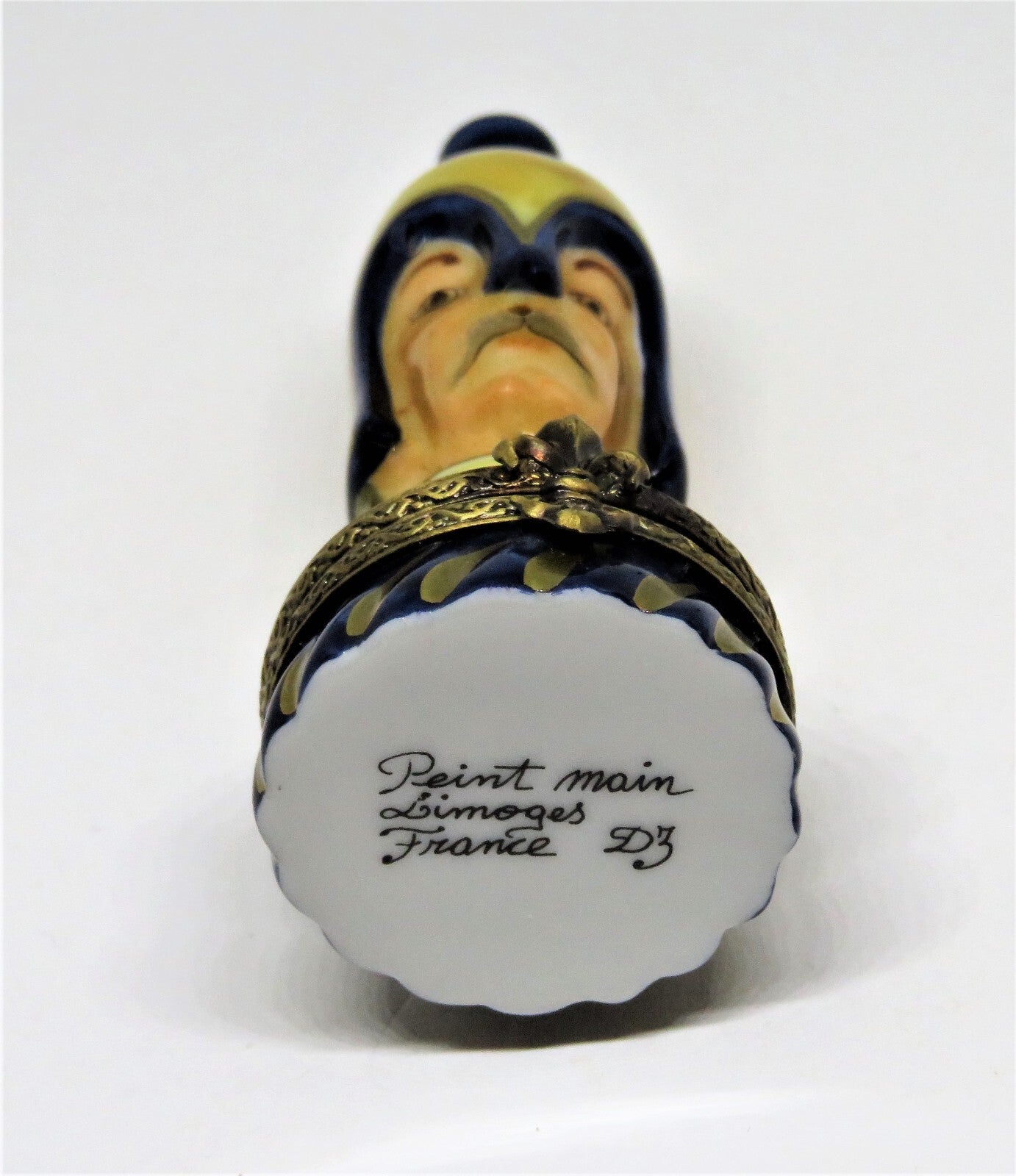 LIMOGES FRANCE BOX ~  PAWN CHESS PIECE ~ MAN ~ BOARD GAMES ~ PEINT MAIN