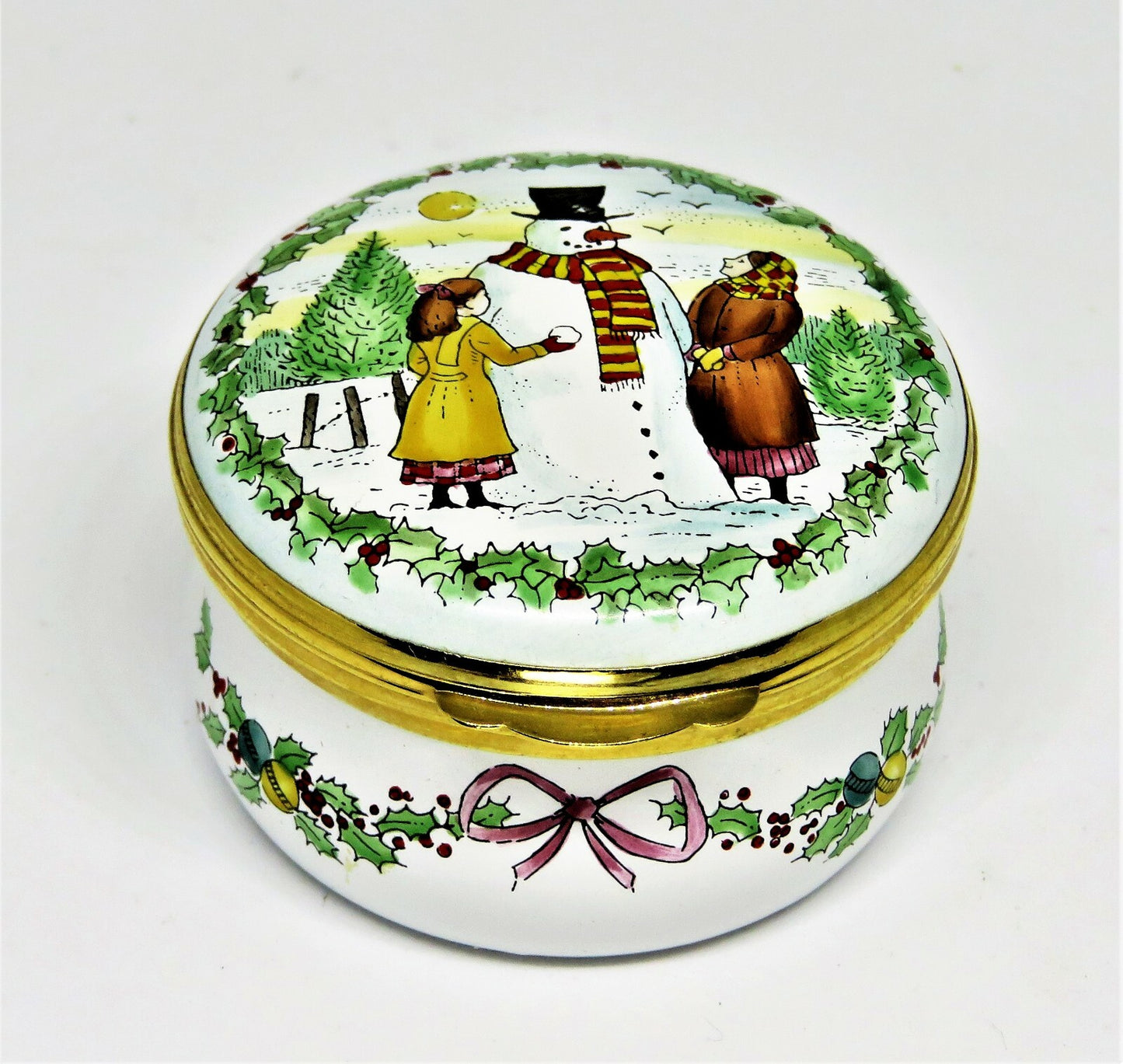 CRUMMLES ENAMEL BOX - HARRODS CHRISTMAS 1987 - VICTORIAN SCENE - GIRLS & SNOWMAN