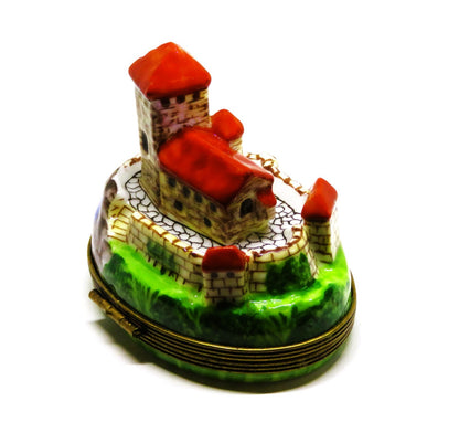 LIMOGES FRANCE BOX- PIERRE ARQUIE - CASTLE - FRENCH CHATEAU - FLEUR-DE-LIS CLASP