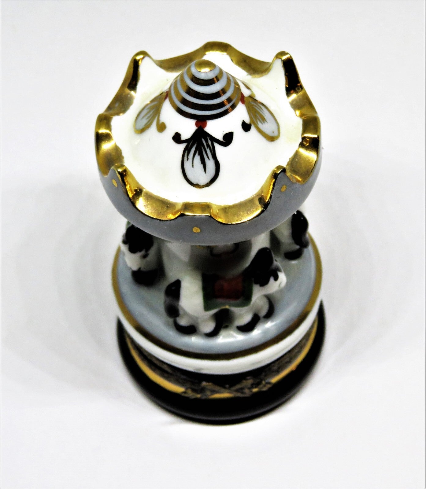 LIMOGES FRANCE BOX - TALL CAROUSEL WITH HORSES - MERRY-GO-ROUND - STAR & FLOWERS