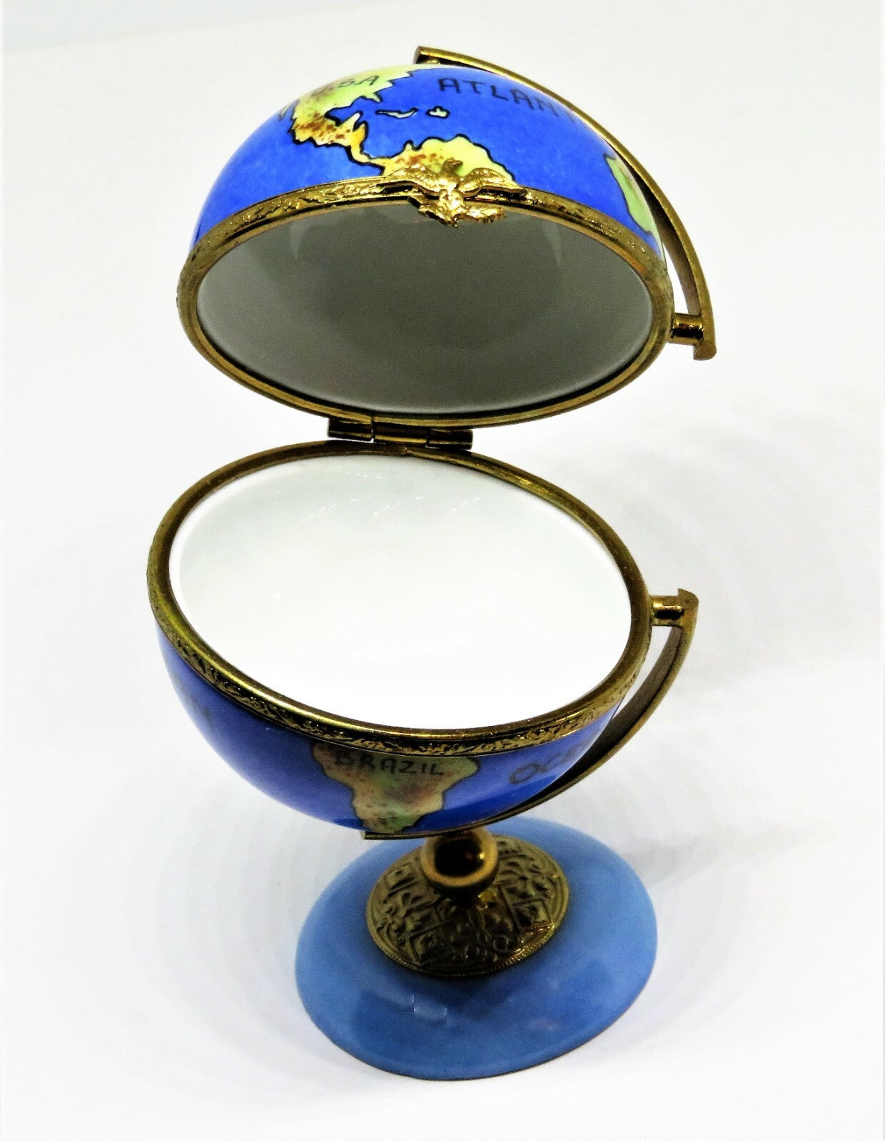 LIMOGES FRANCE BOX - WORLD GLOBE & METAL AXIS - EAGLE CLASP- GEOGRAPHY