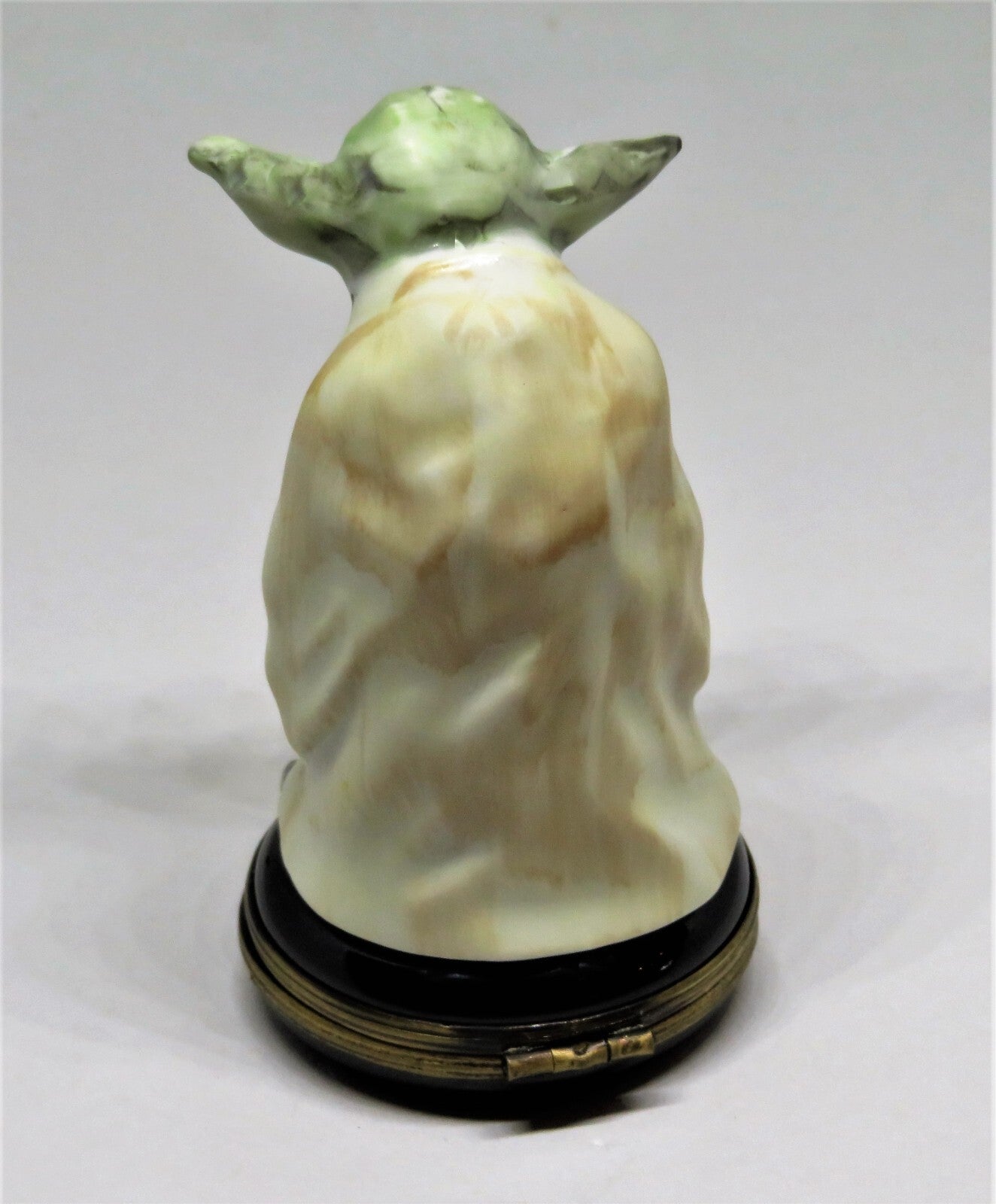 LIMOGES BOX - ROCHARD - STAR WARS - YODA - F.A.O. SCHWARZ EXCLUSIVE -MIB- RARE!!