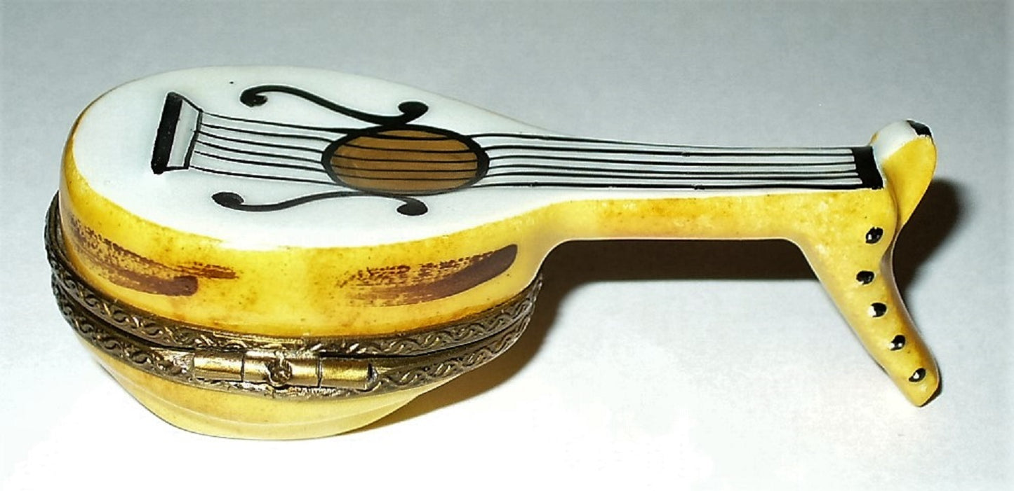 LIMOGES FRANCE BOX ~ MANDOLIN ~ LUTE ~ MUSICAL INSTRUMENT OF LOVE ~ PEINT MAIN