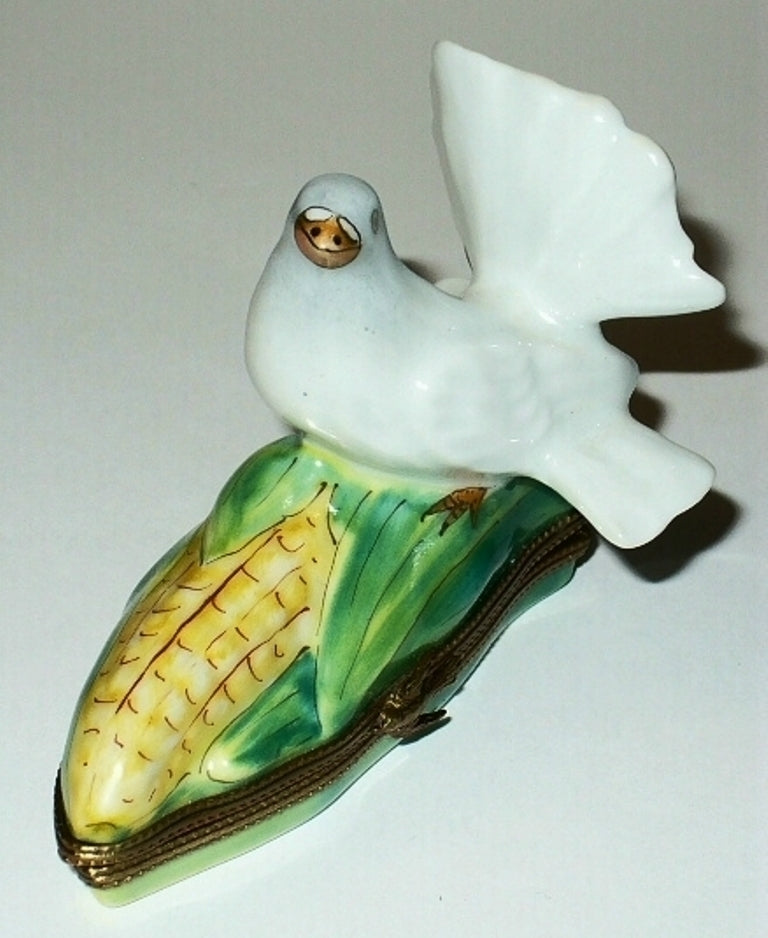 LIMOGES FRANCE BOX - THANKSGIVING - WHITE FANTAIL DOVE ON AN EAR OF CORN - BIRDS