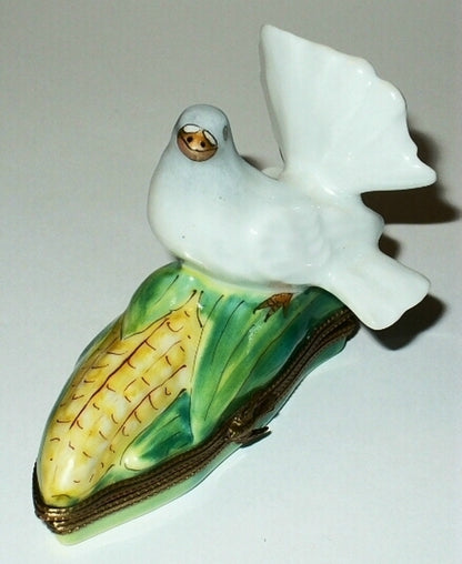 LIMOGES FRANCE BOX - THANKSGIVING - WHITE FANTAIL DOVE ON AN EAR OF CORN - BIRDS
