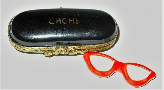 LIMOGES FRANCE BOX~ CACHÉ EYEGLASS CASE & LADY'S SUNGLASSES & CLOTH ~PEINT MAIN