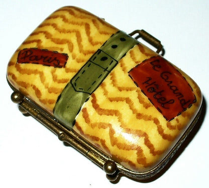 LIMOGES FRANCE BOX - "LE GRAND HOTEL" SUITCASE & TRAVEL STICKERS - PARIS - LE