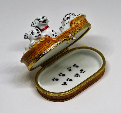 LIMOGES FRANCE BOX- ARTORIA - "101 DALMATIANS" - WALT DISNEY - DOGS - PUPPY - LE