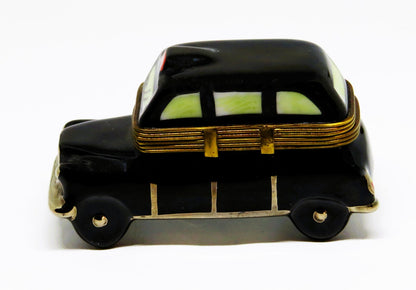 LIMOGES BOX  ~ FRENCH/ENGLISH BLACK TAXICAB ~ EUROPEAN CAR ~ VEHICLE ~PEINT MAIN