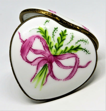 LIMOGES FRANCE BOX ~ HEART & ROSES & RIBBONS ~ FLOWER BOUQUET ~ ANNIVERSARY