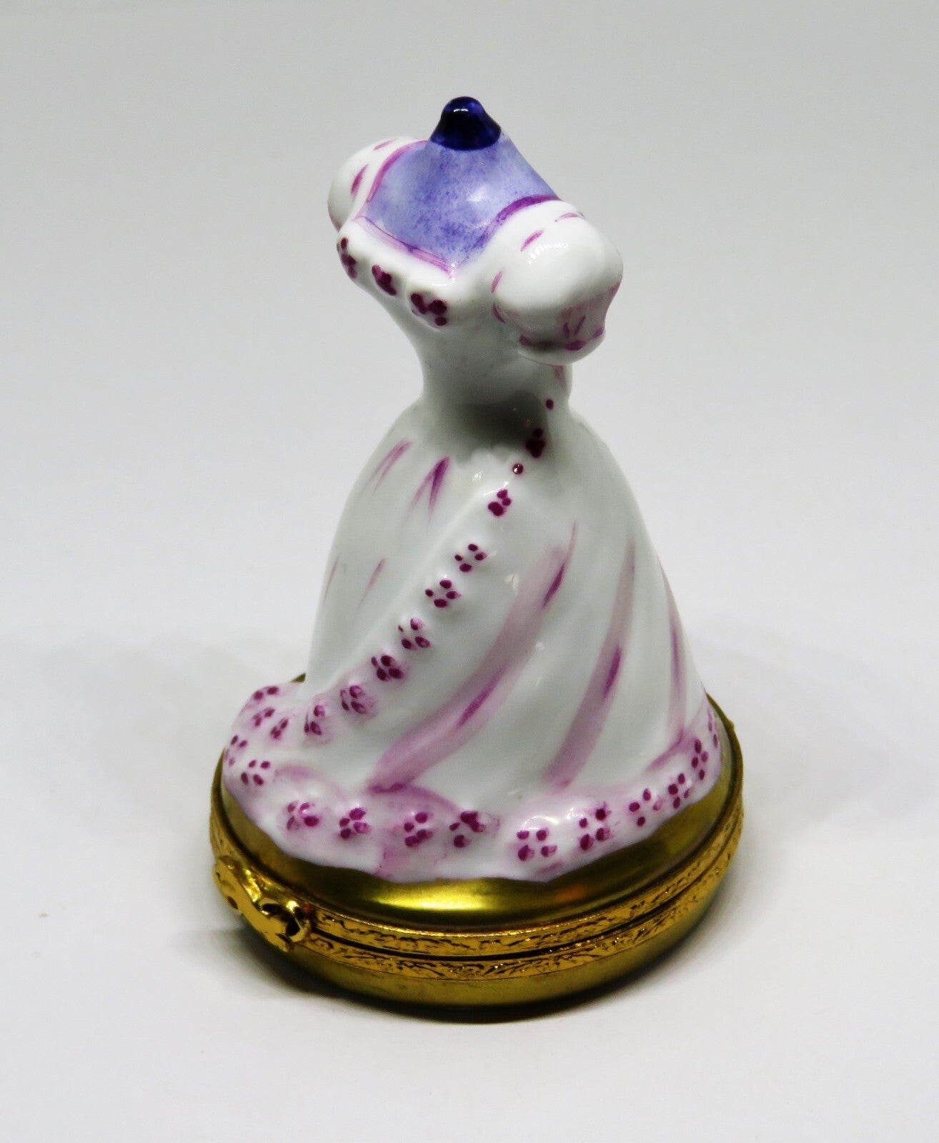 LIMOGES BOX ~ARTORIA~ PROM DRESS ON A MANNEQUIN ~ SEWING ~ SCISSORS ~ PEINT MAIN