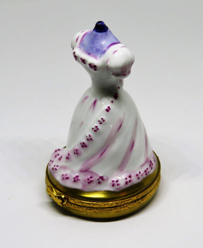 LIMOGES BOX ~ARTORIA~ PROM DRESS ON A MANNEQUIN ~ SEWING ~ SCISSORS ~ PEINT MAIN