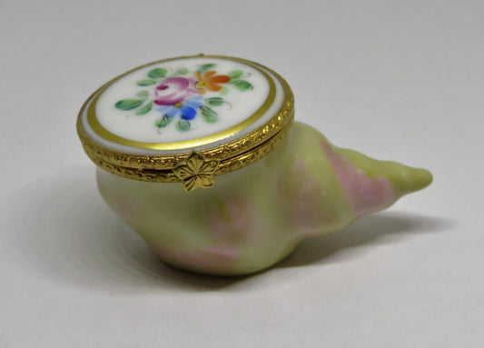 LIMOGES FRANCE BOX ~ SPIRAL SEA SHELL ~ FLORAL ~ FLOWERS ~ PEINT MAIN