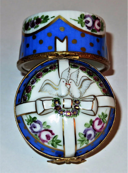 LIMOGES FRANCE BOX~HAT BOX & HAT~ DOVES & RIBBON & FLOWERS ~SEVRES ROSES~ BIRDS