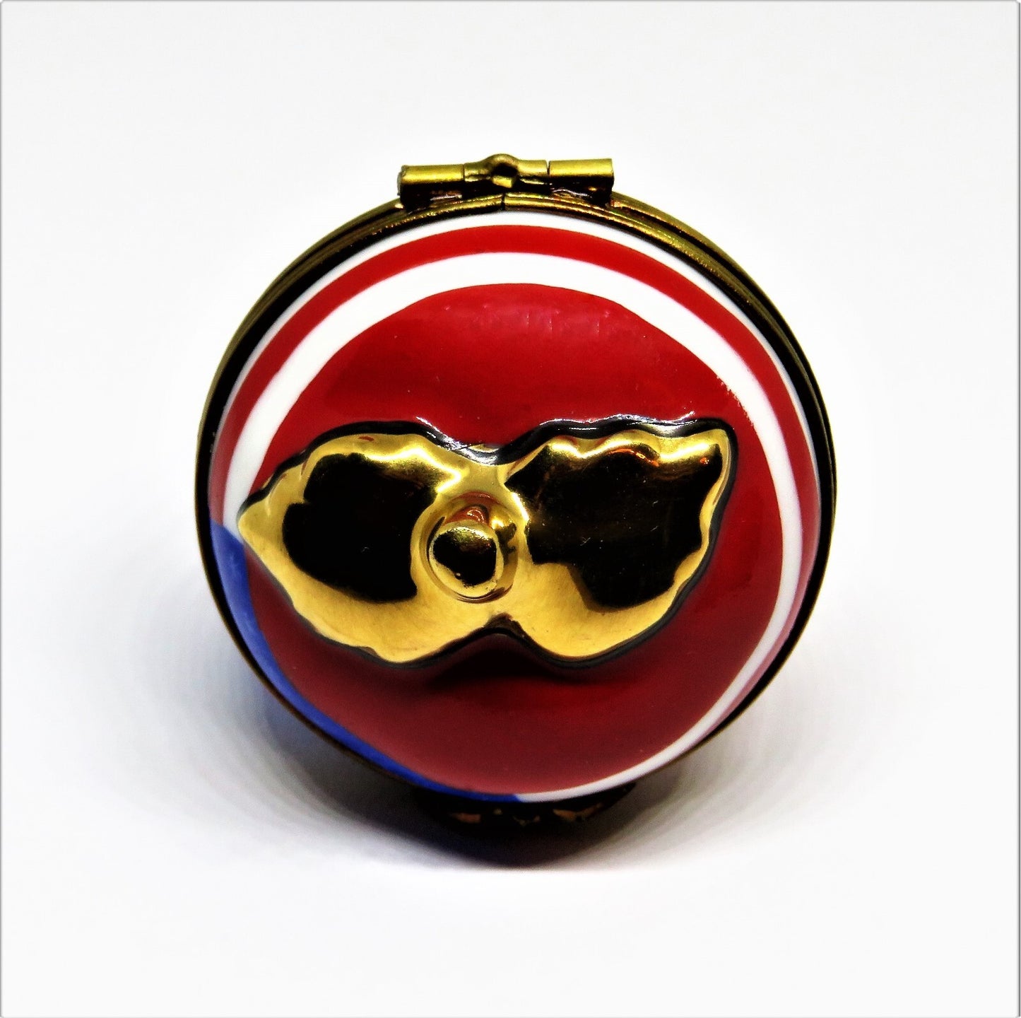 LIMOGES FRANCE BOX~ PATRIOTIC APPLE & UNITED STATES FLAG ~STARS & STRIPES~ EAGLE