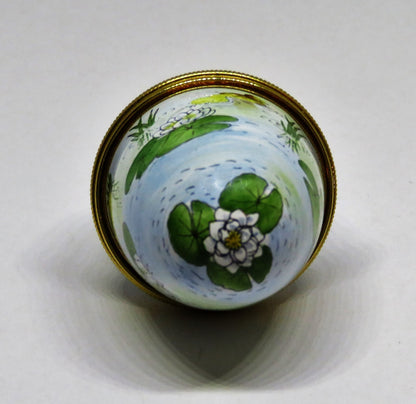 STAFFORDSHIRE ENGLISH ENAMEL BOX -VINTAGE EGG- DUCKS & LILY PADS - WHITE FLOWERS