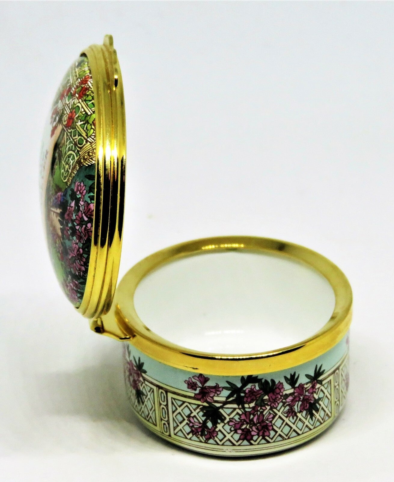 HALCYON DAYS ENAMEL BOX- "GARDEN AS IF YOU WILL LIVE FOREVER" - FLOWERS & FRUITS