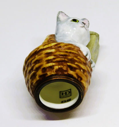 HALCYON DAYS ENGLISH ENAMEL BOX - KITTEN IN A WICKER BASKET BONBONNIERE - CAT