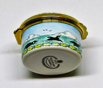HALCYON DAYS ENGLISH ENAMEL BOX - EMPEROR PENGUINS - BIRDS - FISH - ANTARCTICA