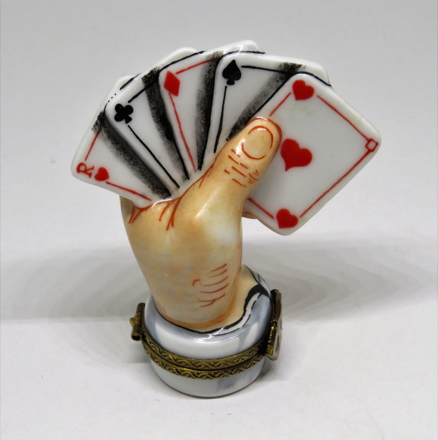 LIMOGES FRANCE BOX - ROCHARD  - SLEIGHT OF HAND - MALE HAND AND PLAYING CARDS
