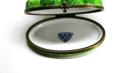 LIMOGES FRANCE BOX- PIERRE ARQUIE - CASTLE - FRENCH CHATEAU - FLEUR-DE-LIS CLASP