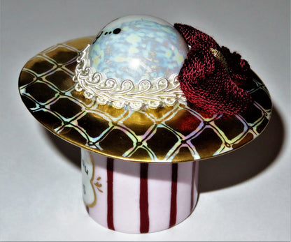 LIMOGES FRANCE BOX ~ PARIS HAT ~ FIONA SAUNDERS ~ BRAID & FABRIC BOW ~ LE 47/300