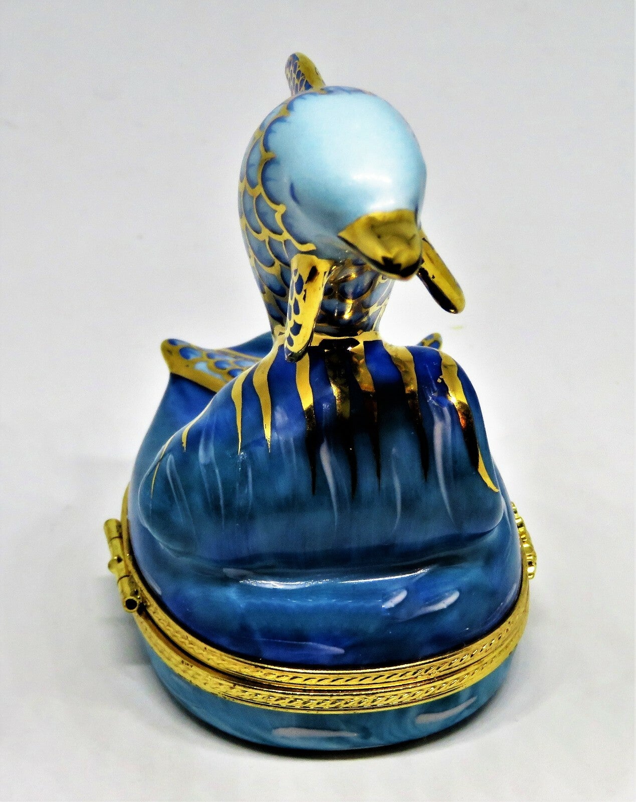 LIMOGES FRANCE BOX - FISHNET DOLPHIN RIDING A WAVE - FISH NET STYLE - MIB