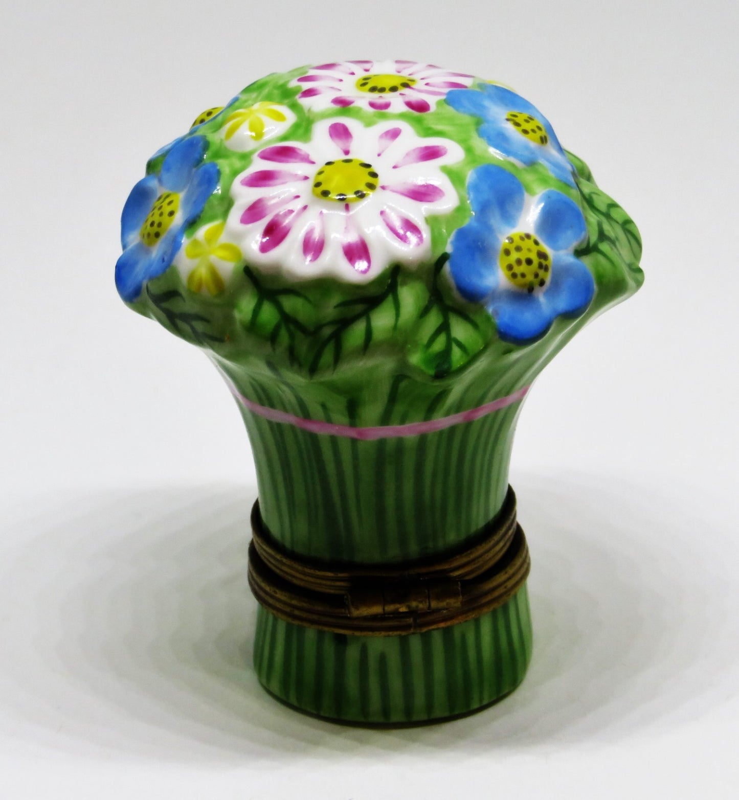 LIMOGES FRANCE BOX~ CHAMART ~ BOUQUET OF FLOWERS ~PINK RIBBON & BOW~ ANNIVERSARY