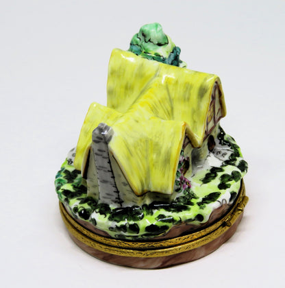 LIMOGES FRANCE BOX -ARTORIA- SNOW WHITE -COTTAGE OF THE SEVEN DWARFS- LE -DISNEY