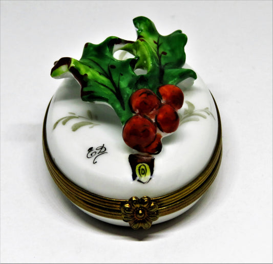 LIMOGES BOX - CHAMART - CHRISTMAS - THREE DIMENSIONAL HOLLY - BERRIES & LEAVES