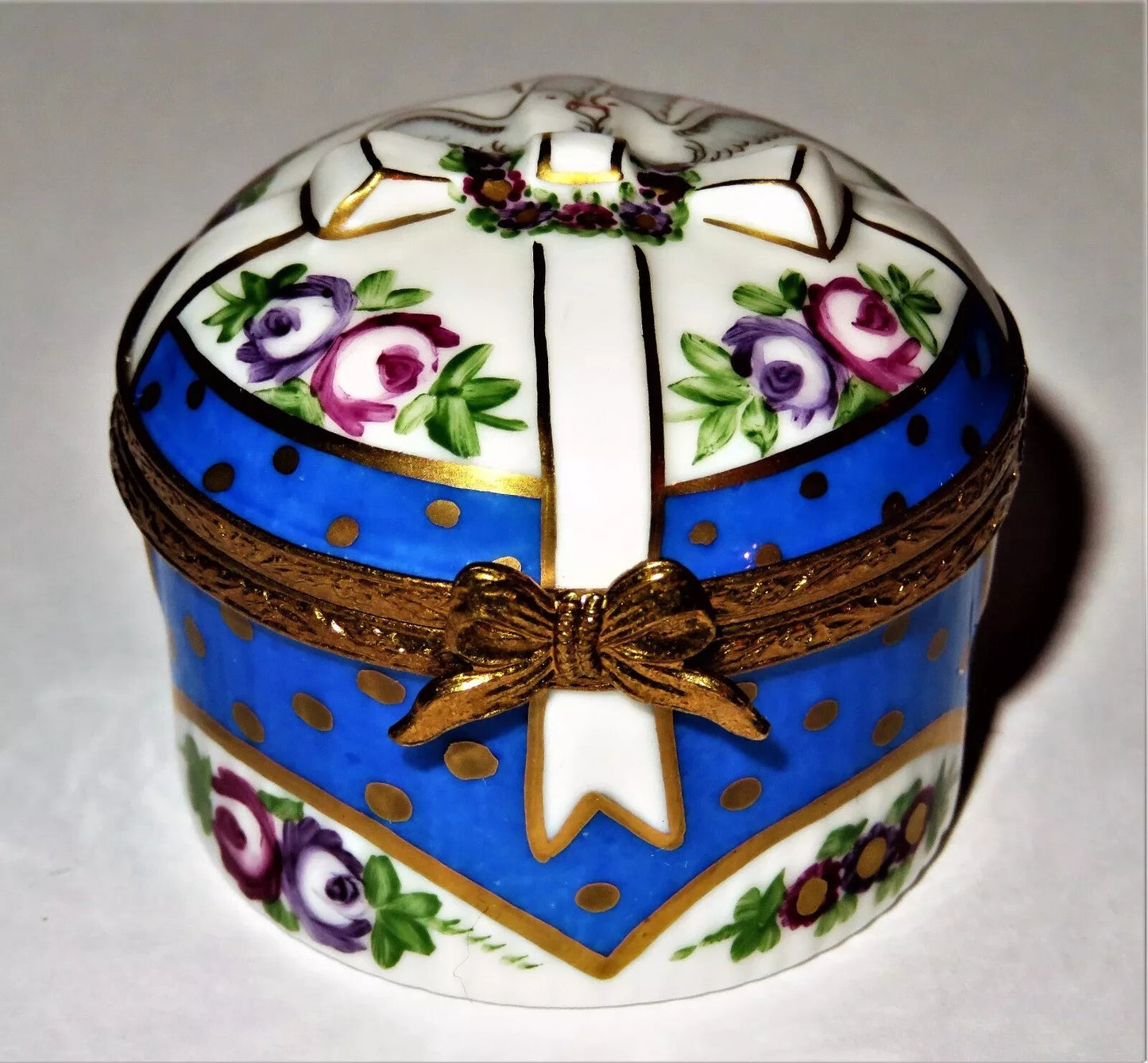 LIMOGES FRANCE BOX~HAT BOX & HAT~ DOVES & RIBBON & FLOWERS ~SEVRES ROSES~ BIRDS