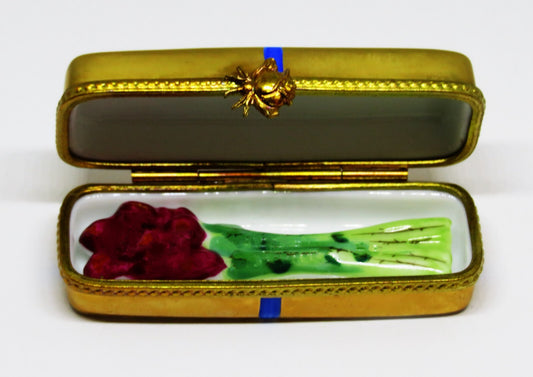 LIMOGES BOX ~ ROCHARD ~ GIFT BOX & BOW ~ BOUQUET OF RED ROSES - ANNIVERSARY
