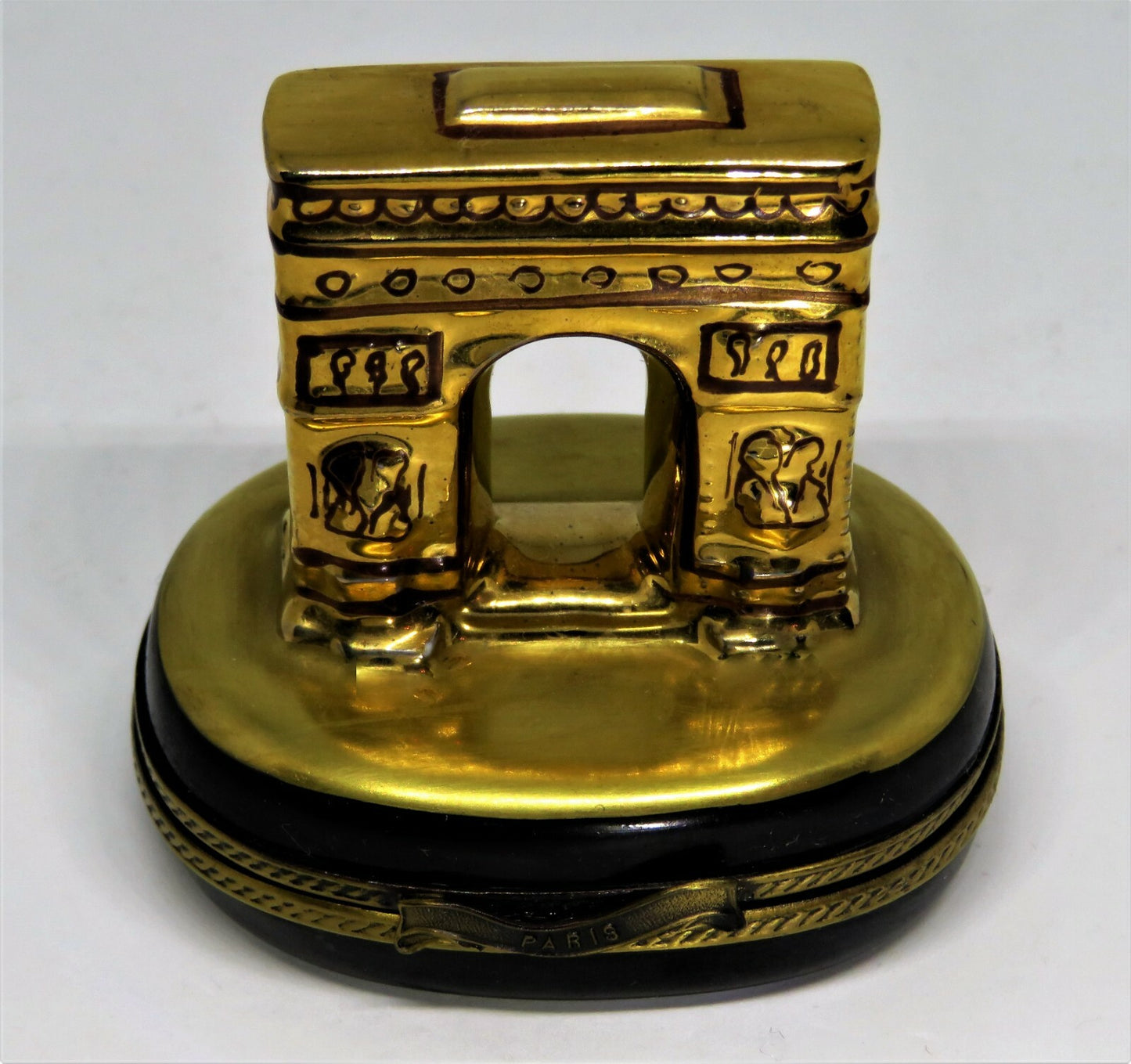 LIMOGES FRANCE BOX - GERARD RIBIERRE - GOLD ARC DE TRIOMPHE - PARIS, FRANCE - GR