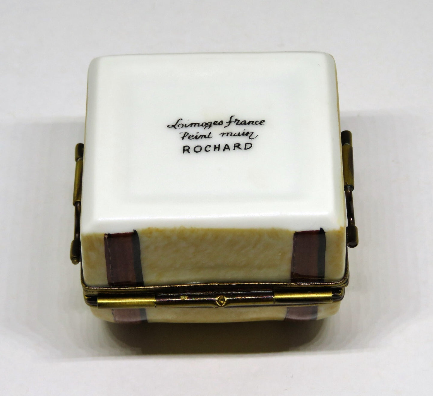 LIMOGES BOX - ROCHARD - STEAMER TRUNK & PADLOCK  - LUGGAGE - NEW YORK & PARIS