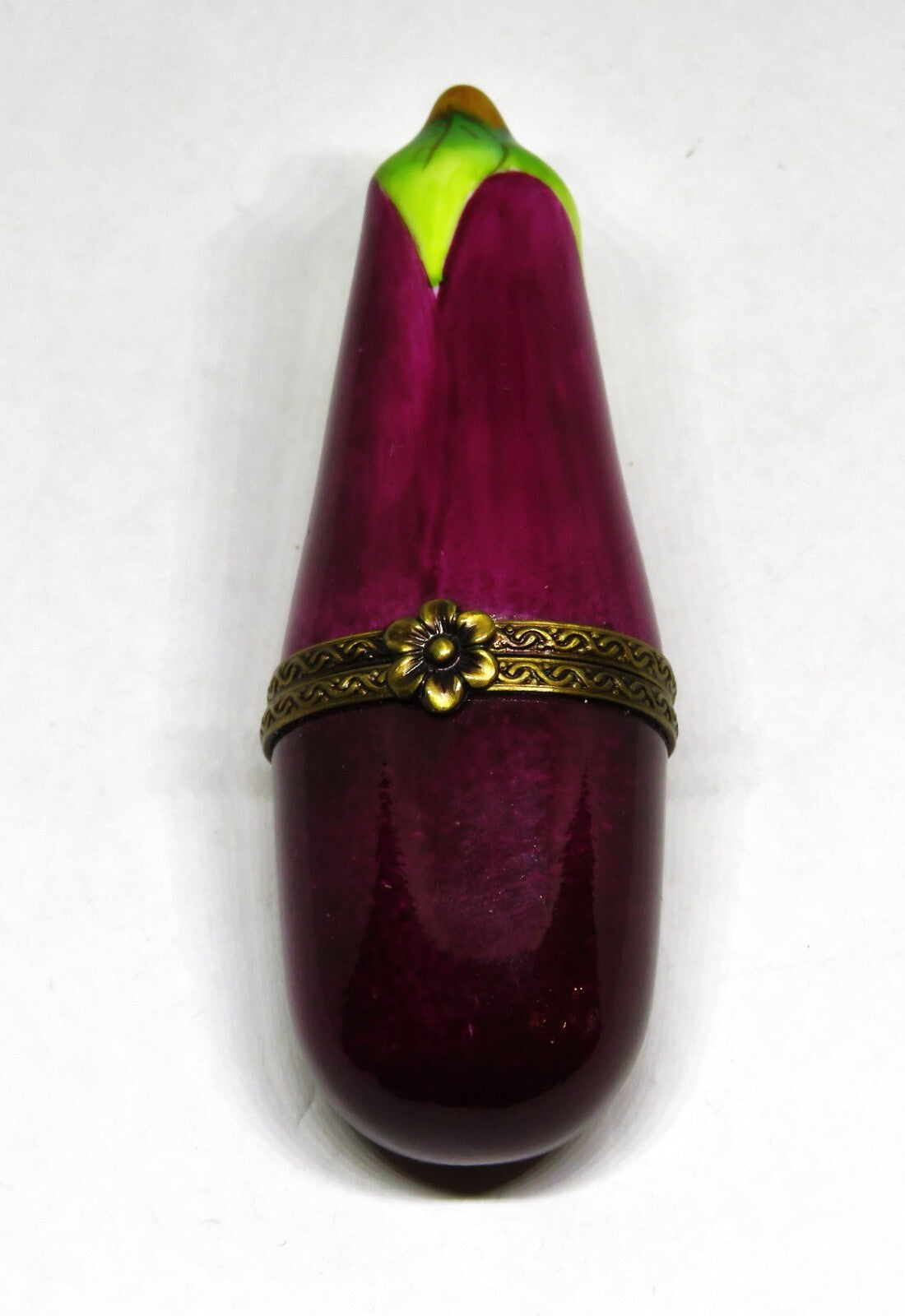 LIMOGES BOX ~ PARRY-VIEILLE ~ SMALL EGGPLANT ~AUBERGINE~ VEGETABLES ~ PEINT MAIN