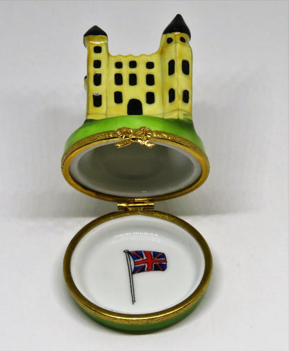 LIMOGES FRANCE BOX - ARTORIA - TOWER OF LONDON & BRITISH FLAG - ENGLAND - LE