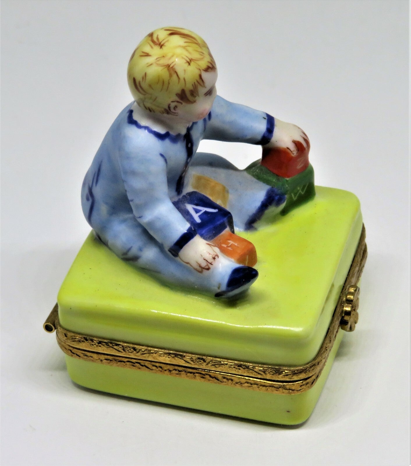 LIMOGES FRANCE BOX - ARTORIA - BABY BOY PLAYING WITH ALPHABET BLOCKS - LE NO 55