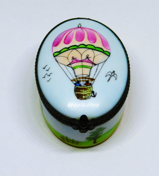 LIMOGES FRANCE BOX - ROCHARD - VINTAGE HOT AIR BALLOON - BETTY ST. JOHN - 1983
