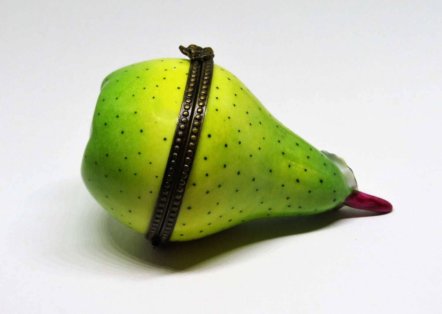 LIMOGES FRANCE BOX  - LARGE SPECKLED PEAR & STEM - 3 DIMENSIONAL LEAF - FRUITS